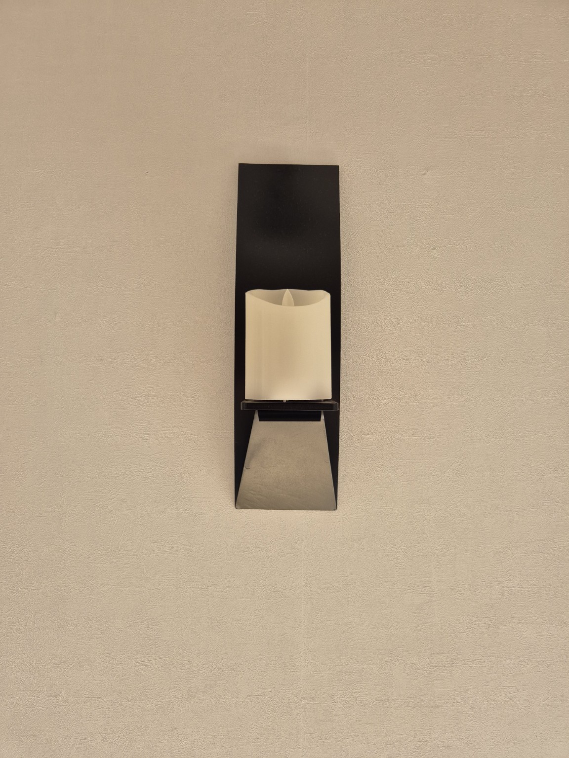 Luminaire mural géométrique